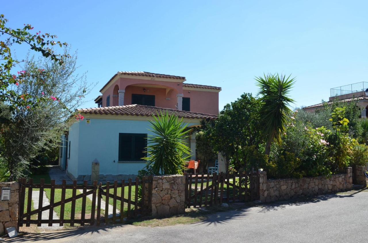 Iss Travel, La Padula - Apartments With Private Veranda And Parking San Teodoro  Eksteriør bilde