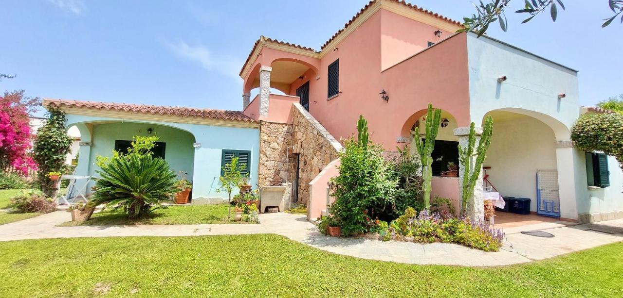 Iss Travel, La Padula - Apartments With Private Veranda And Parking San Teodoro  Eksteriør bilde